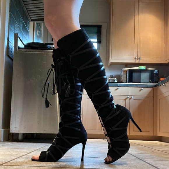 12 Vince Camuto Maddy lace up knee high black suede open toe stiletto boots - Picture 3 of 9